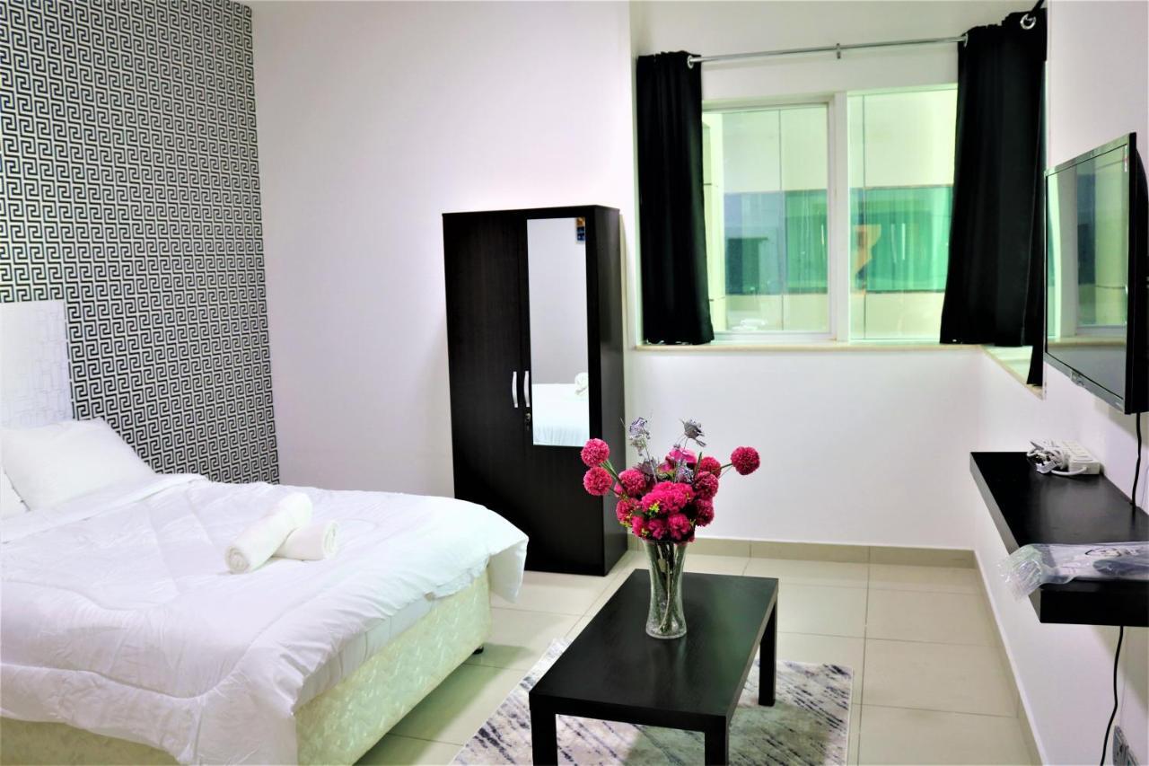 Luxurious Beach Front With Sea View-private Bathroom Privatunterkunft