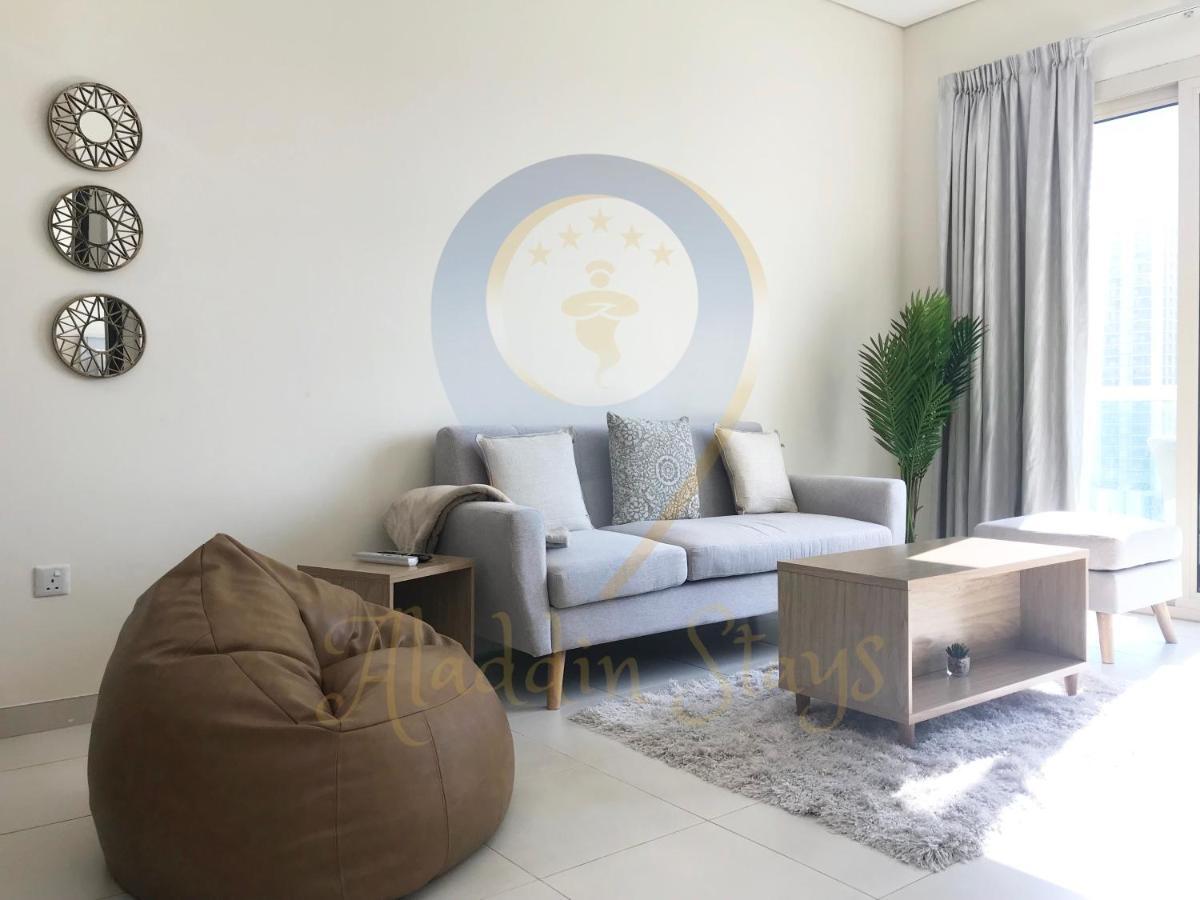 Aladdin Stays - Royal Oceanic Tower Appartement Dubaï