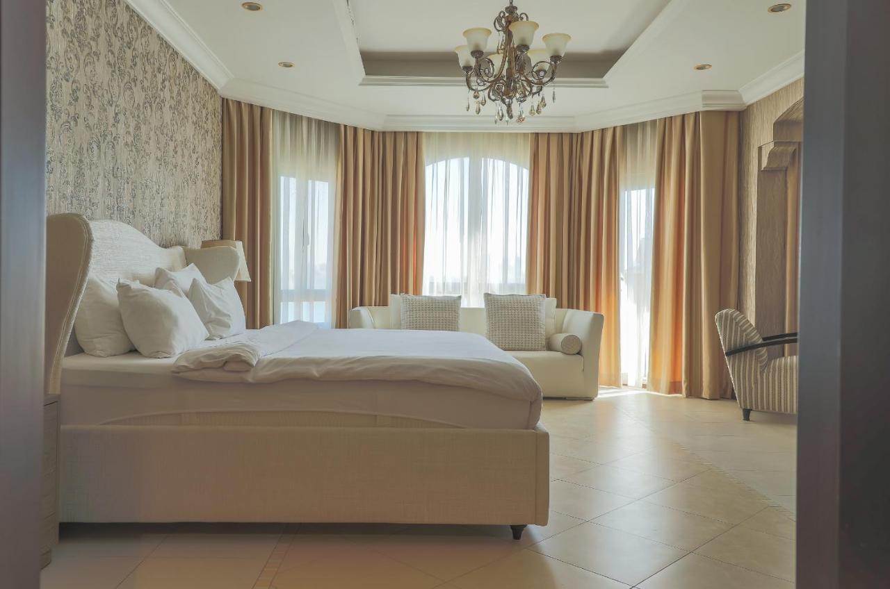 Nasma Luxury - Frond D Palm Jumeirah Villa Dubai