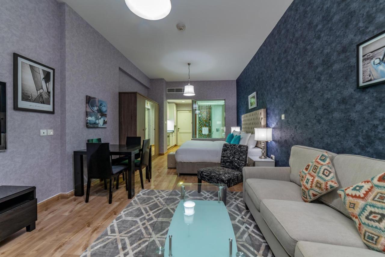 Yanjoon Homes - Palm Views * Dubai