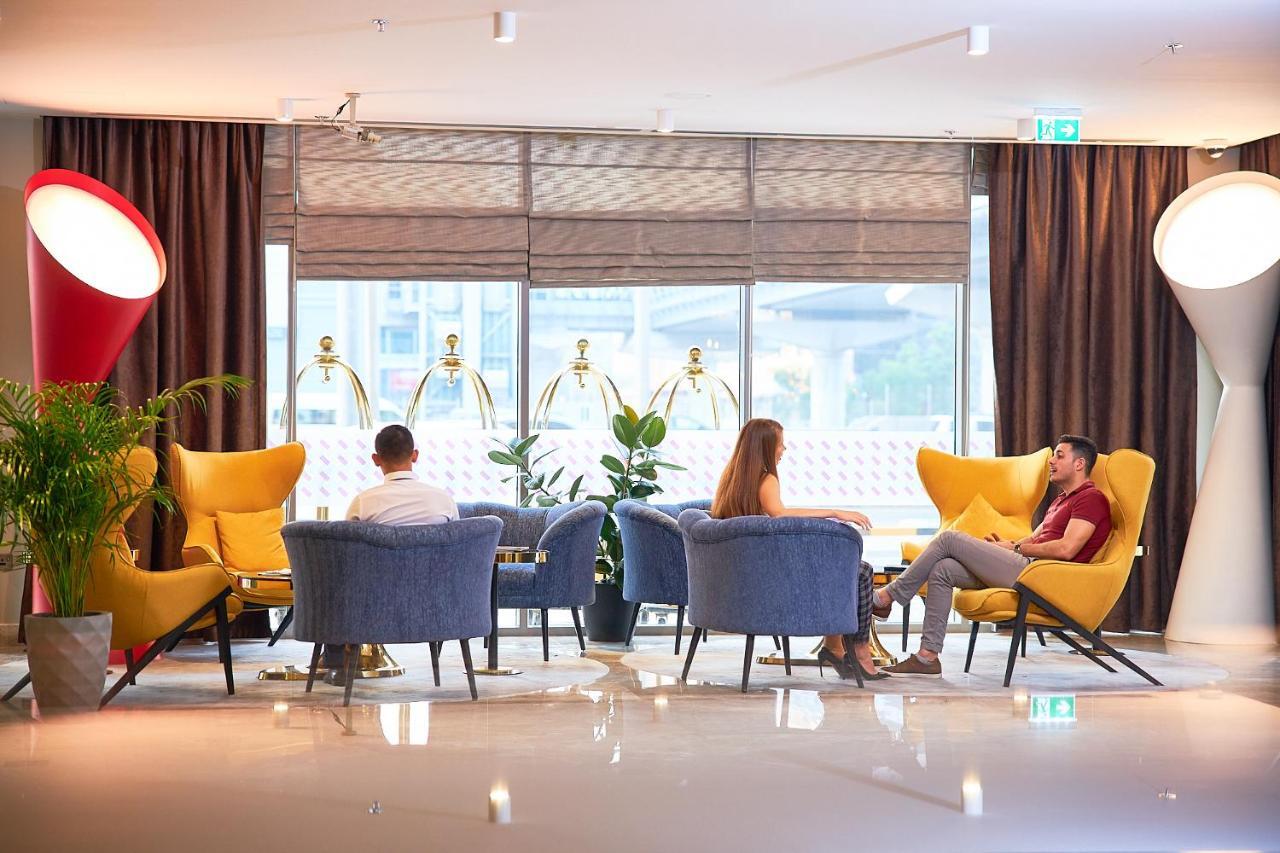 Mercure Barsha Heights 4* Dubái