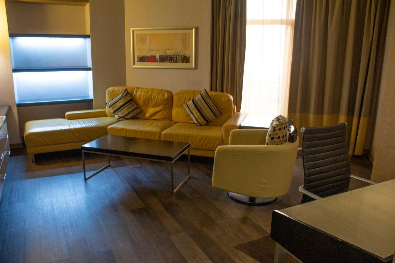 Time Grand Plaza Hotel, Airport Hotell 4*