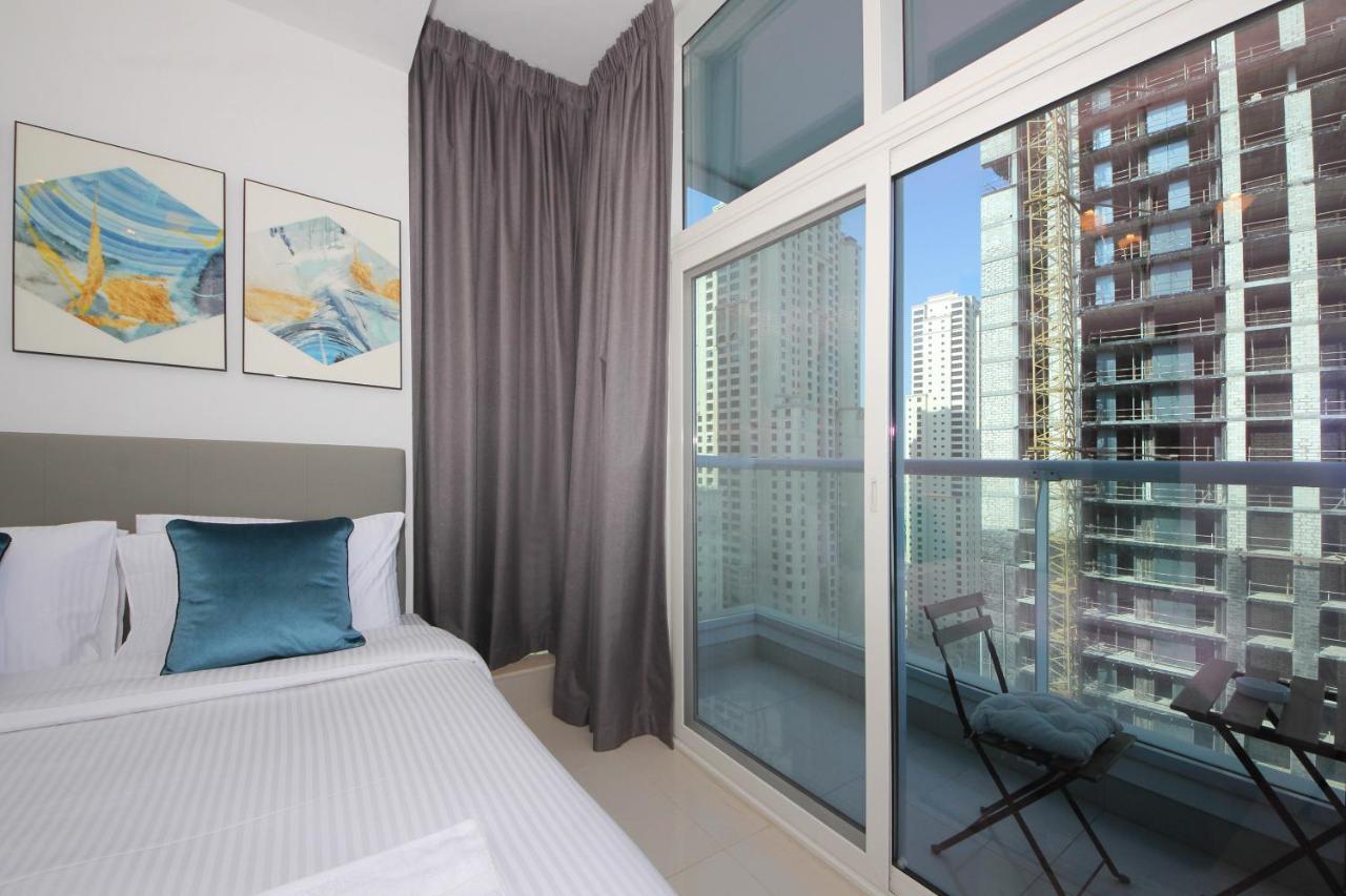 Shh - Luxury 1 Bedroom With Balcony, Marina View, Continental Tower, Marina Apartamento Dubái