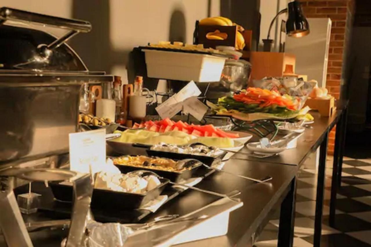Suha Jbr Aparthotel 4*