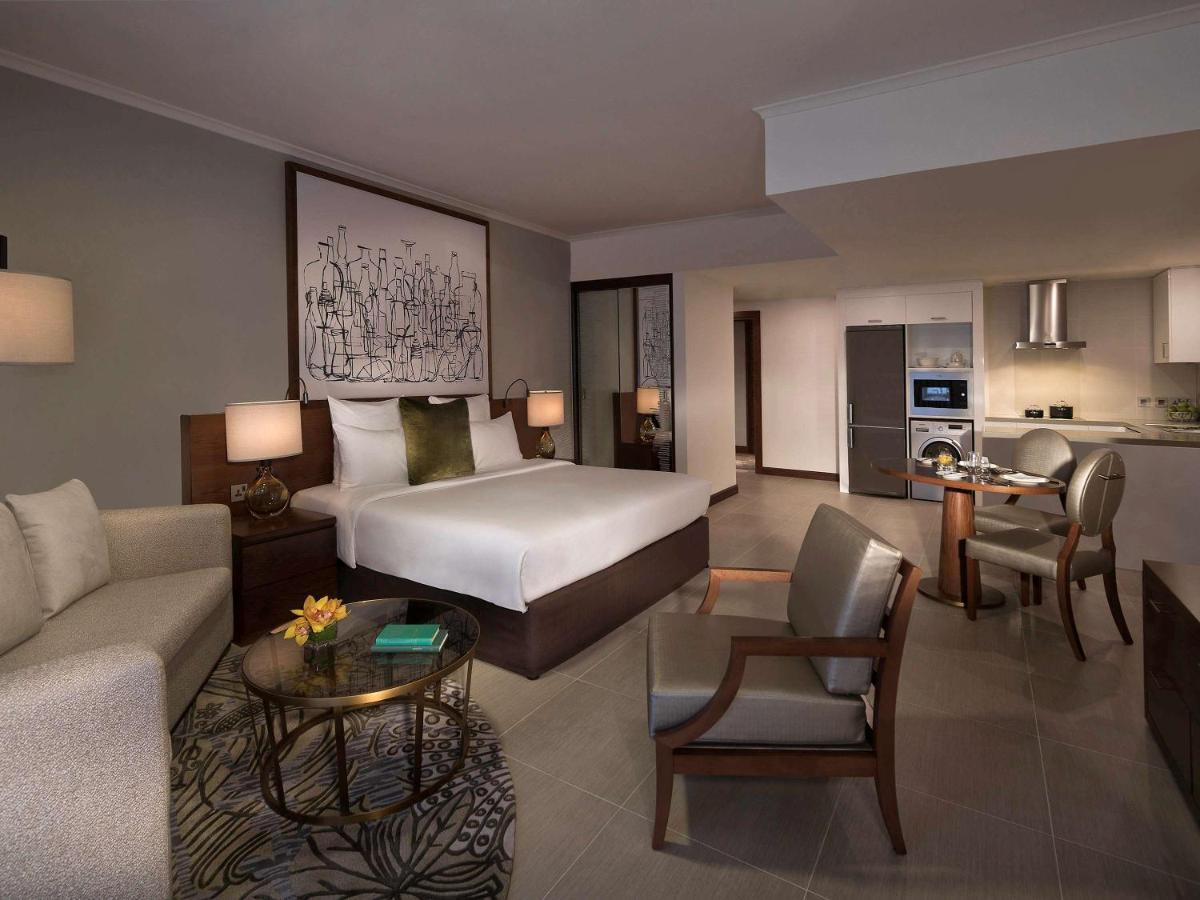Pullman Creek Centre Residences Apartahotel 5*