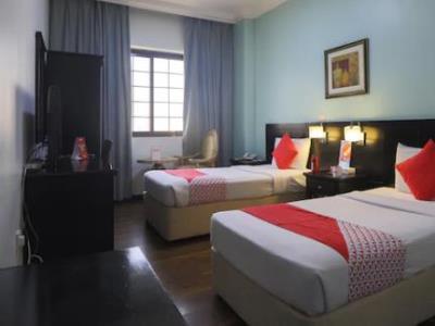 Eureka Hotel 2*