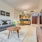Rh- Burj Al Nujoom, Downtown, 1Br Near Dubai Mall