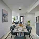 Bnbmehomes - Designer 3B - Sea Views - Dubai Marina