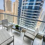 Overlooking Marina Canal 1Br Close To Mall, Promenade & Beach, Bay Central 1, Dubai Marina By Deluxe Holiday Homes