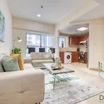 Next To Lake 2Br Apartment Accessible To Metro, Dubai Gate 2, Jumeirah Lake Towers By Deluxe Holiday Homes