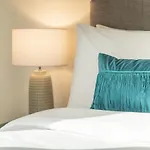 Higuests - Spacious Apt For 5 With Spectacular Marina Views