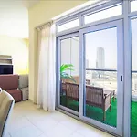 Scenic 2 Bedroom Apartment - Downtown Business Bay