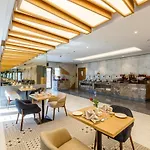 S19 Hotel-Al Jaddaf Metro Station