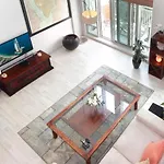 New Arabian Loft Central Downtown