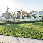 Hot Price 3Br Villa With Private Patio At Damac Hills 2