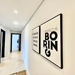 Stunning Marina View With Balcony - Airbetter