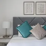 Higuests - Artistic Apt With Balcony Overlooking Dubai Canal