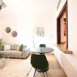 Brand New Furniture . Close To Dubai Mall.