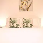Brand New Furniture . Close To Dubai Mall.