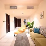 Newly Furnished. Cozy Apartment. Quite Location.