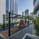 Higuests - Elegant And Spacious Apartment In Upper Crest