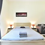 Cozy Furnished studio close to IBN Battuta Mall - TNY