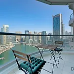 Full Marina And Ain Dubai Wheel View 1Br At The Point Dubai Marina By Deluxe Holiday Homes