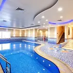 Luxury Kings Palace Private Room With Shared Kitchen Next To Barasti Beach