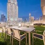 Luxurious 3 Bedroom Apartment In Boulevard Point, Connected To Dubai Mall