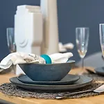 The Smart Concierge - Plaza Residence