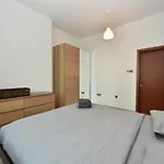 1 Bedroom With Balcony For Rent In Dubai Marina - Pal
