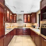 Book&Get AED 500 Voucher for Yacht Tour-302
