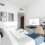 Ultimate Stay / 3 Beds / Gorgeous Frame And Park View / 250M From Metro / 1 Stop From World Trade Center