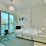 Full Marina And Ain Dubai Wheel View 1Br At The Point Dubai Marina By Deluxe Holiday Homes