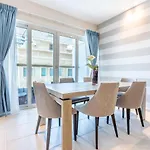 Icon Casa Living - Elite Residence Tower