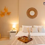 1 Bed Apt With Wifi Pool Nr Dubai Mall Burj Khalifa