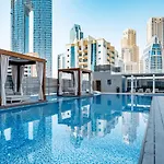Higuests - Designer Studio In Dubai Marina With Amazing Views