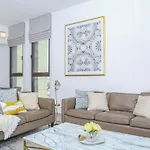 Bnbmehomes - Elegant Pool View - 2Br Apartment - 607