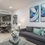 Higuests - Chic Apt With Spectacular Aerial Sea Views