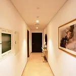 Apartment Modern And Spacious 1 Bedroom With Direct Access To Dubai Mall Ultima Vacation Homes 02