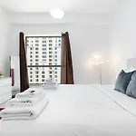 Gorgeous 2 Bedroom Apartment In Dubai Near The Beach
