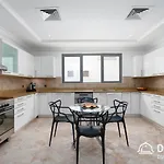 Dream Inn - Palm Island Retreat Villa