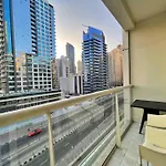 Vvk Holiday Homes, Marina View Tower