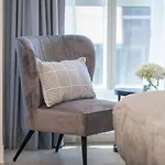 Higuests - Chic Apt With Spectacular Aerial Sea Views
