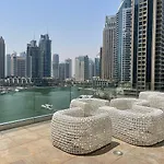 Large 2 Bedroom, Pool And Gym Access, Cayan Tower