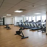 Oyo 860 Studio Apartment, Maya Tower 4, Jumeirah Village Triangle