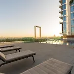 Spacious And Modern 2 Beds With Difc View, Opposite Metro Station And Zabeel Park