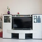 Cosy Studio - Low Floor - Fully Equipped