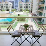 Koala & Tree - Luxurious 1Br In The Greens, Stays Up To 4 !!