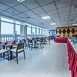 Emirates Grand Hotel Apartamentos